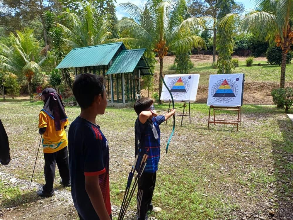 Lemuni Retreat & Training Centre - Kerling, Selangor Ξενοδοχείο Εξωτερικό φωτογραφία